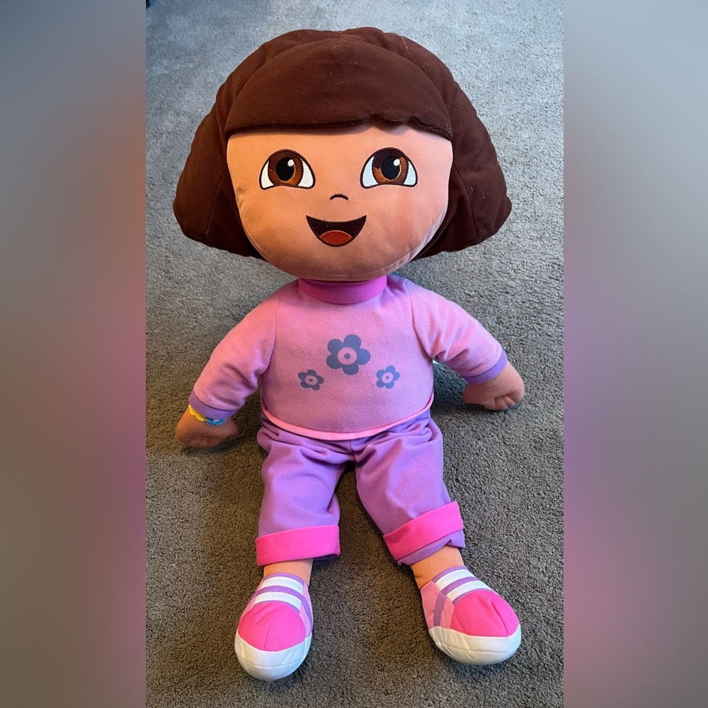 Vintage 2006 Fisher-Price Jumbo 26” Dora the Explorer Plush